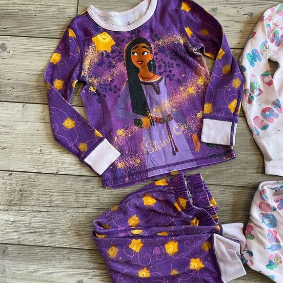 ⚡️BUNDLE⚡️ Set of 3 | Disney | Pajama Sets | Size: 3 - Picture 2 of 7